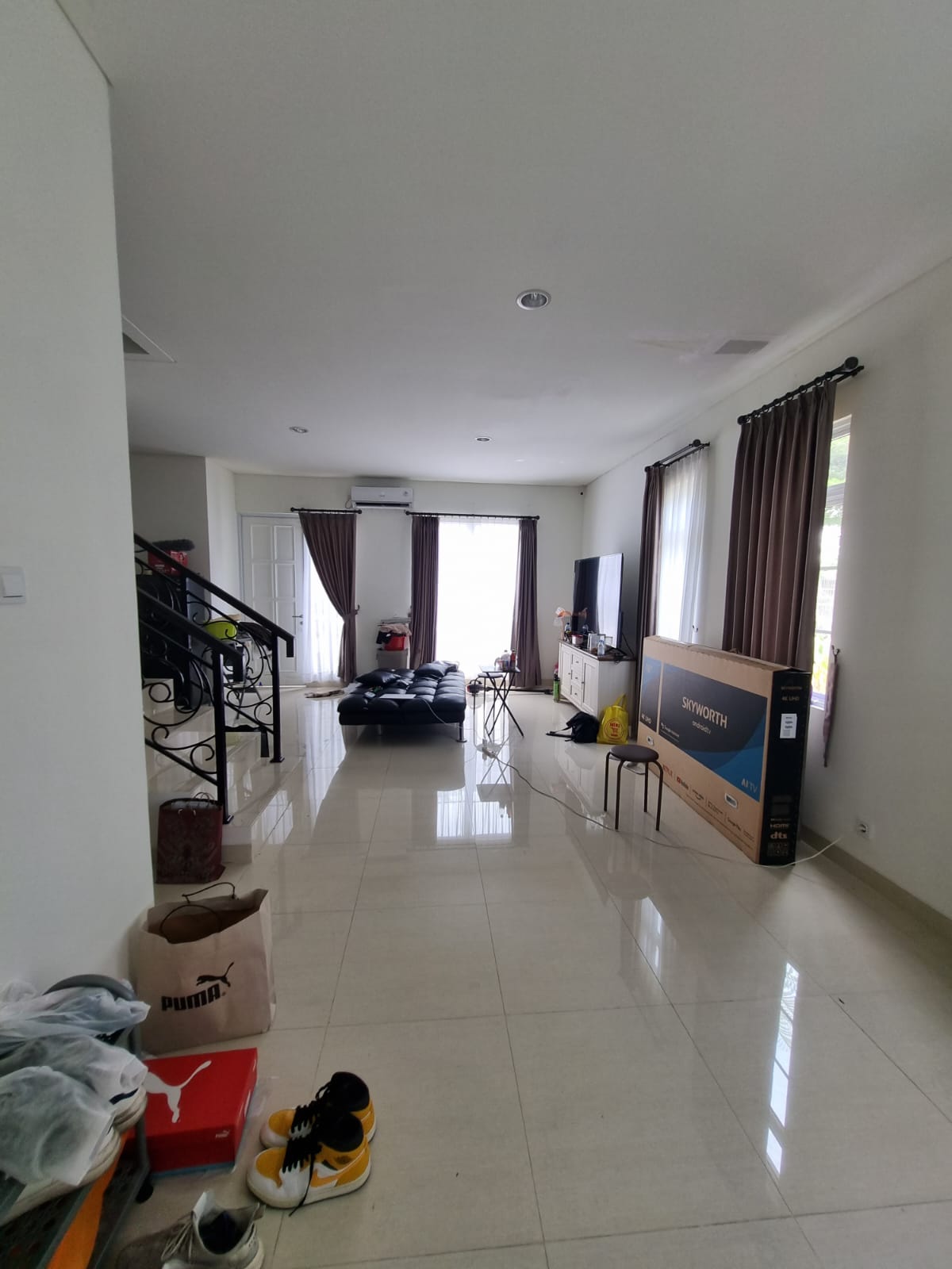 Rumah Dijual di Cluster Oscar Jababeka Cikarang